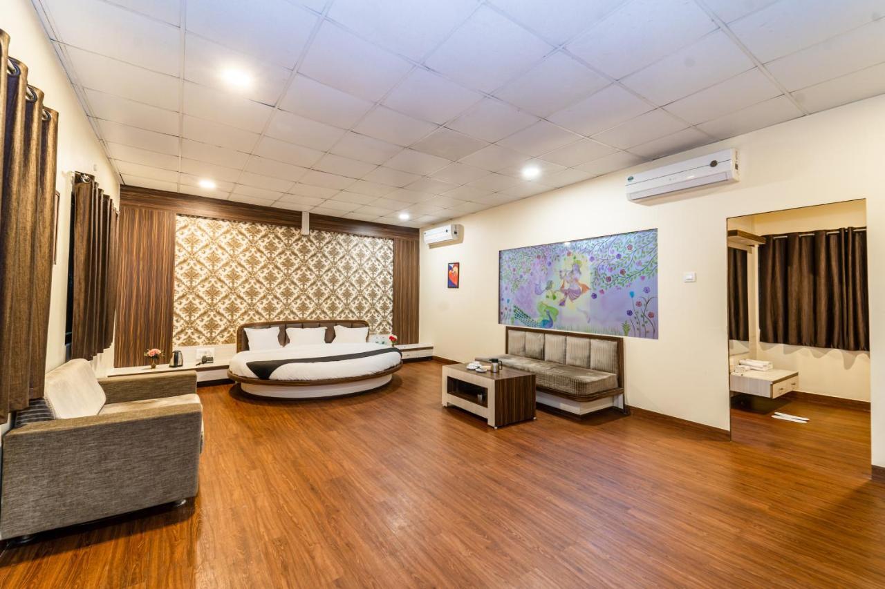 Narmada Hills Resort Omkareshwar Екстер'єр фото