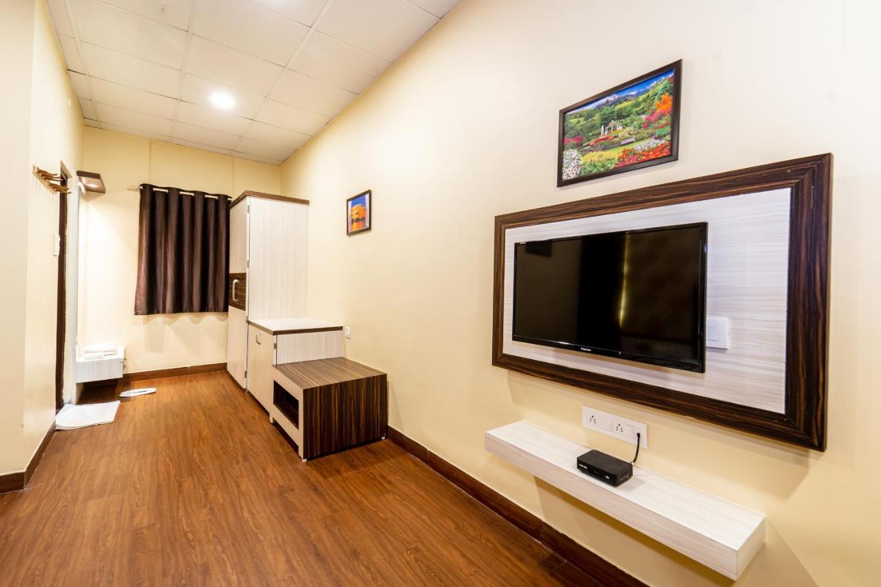 Narmada Hills Resort Omkareshwar Екстер'єр фото
