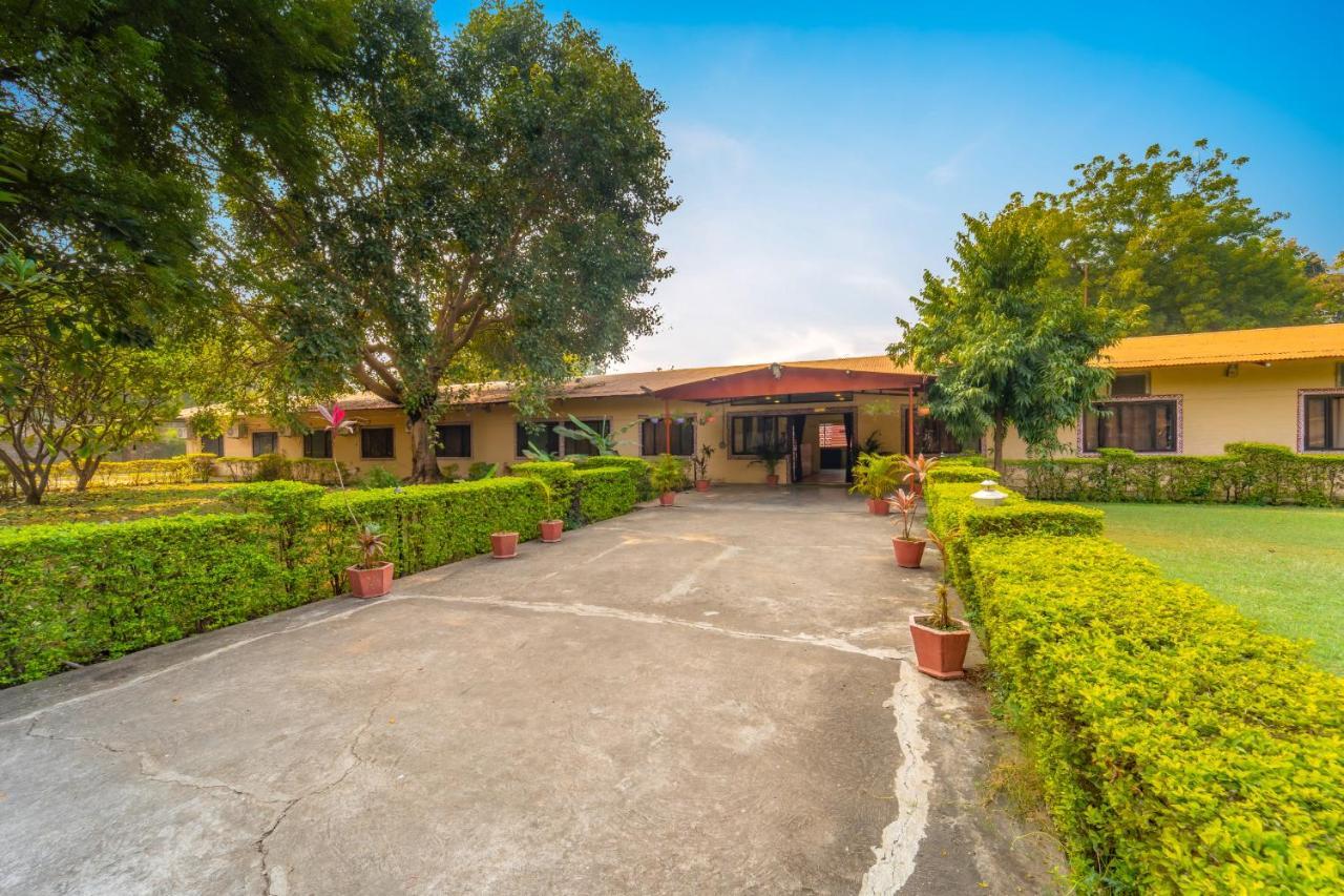 Narmada Hills Resort Omkareshwar Екстер'єр фото